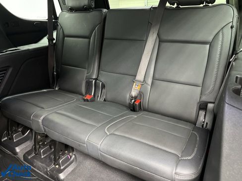Certified 2022 GMC Yukon Denali image 23