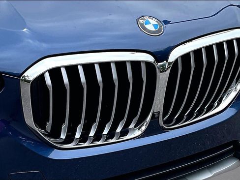 Used 2023 BMW X5 xDrive40i w/ Premium Package AWD/4WD image 30