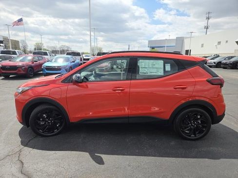 New 2027 Chevrolet Bolt RS w/ Technology Package FWD image 18