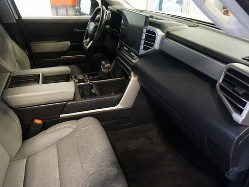 Used 2022 Toyota Tundra Limited image 25