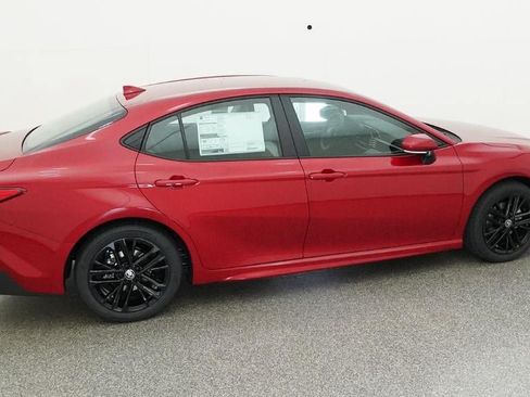 New 2026 Toyota Camry SE FWD image 10