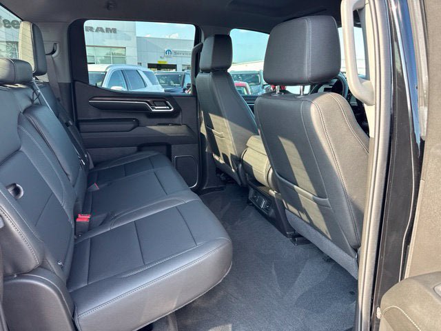 Used 2024 GMC Sierra 1500 SLT w/ LPO, GMC Protection Package AWD/4WD image 22