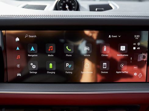 Used 2024 Porsche Cayenne Coupe image 68