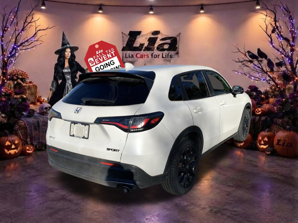 Used 2024 Honda HR-V Sport image 3
