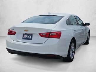 Used 2023 Chevrolet Malibu LT w/ Driver Confidence Package video 3