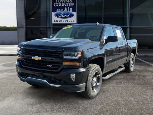 Used 2018 Chevrolet Silverado 1500 LT w/ All Star Edition AWD/4WD image 7