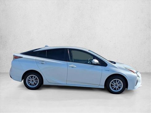 Used 2016 Toyota Prius Two w/ Preferred Accessory Package image 4