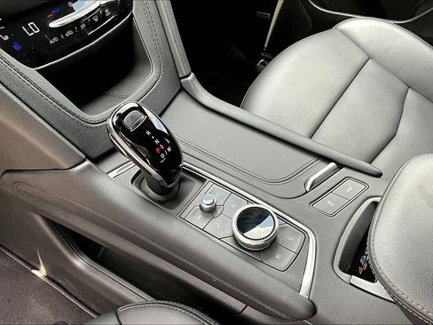 New 2025 Cadillac XT5 Premium Luxury w/ Technology Package AWD/4WD image 9