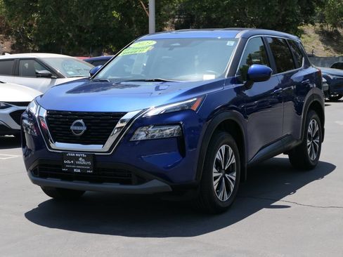 Used 2023 Nissan Rogue SV FWD image 6