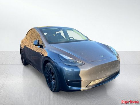 Used 2022 Tesla Model Y Performance AWD/4WD image 5