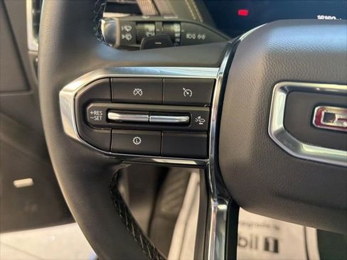 Used 2025 GMC Yukon XL Elevation AWD/4WD image 20