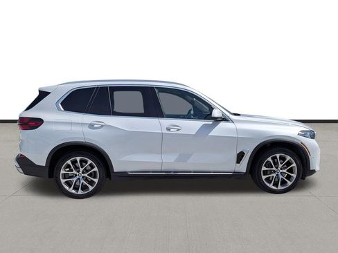 Used 2024 BMW X5 sDrive40i image 4