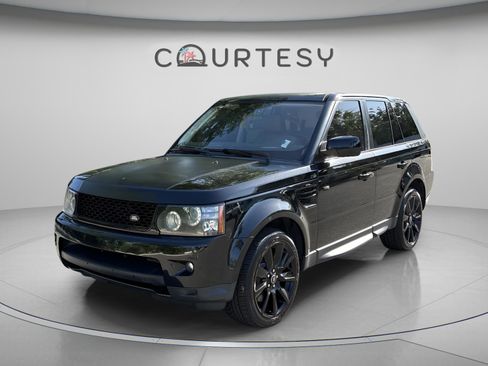Used 2013 Land Rover Range Rover Sport HSE LUX image 2