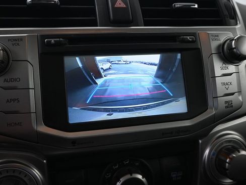 Used 2016 Toyota 4Runner SR5 Premium image 33