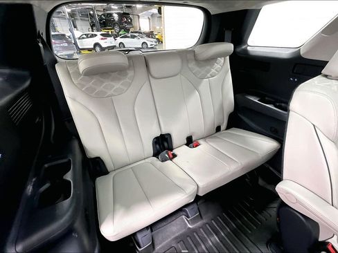 Used 2021 Hyundai Palisade Calligraphy image 37