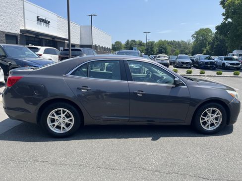 Used 2013 Chevrolet Malibu LS FWD image 6