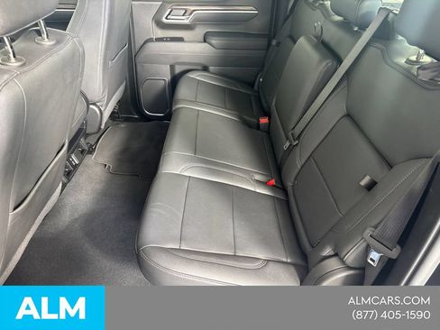 Used 2026 GMC Sierra 1500 SLT AWD/4WD image 24