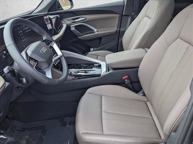 Used 2025 Audi Q5 Premium w/ Convenience Package AWD/4WD image 15