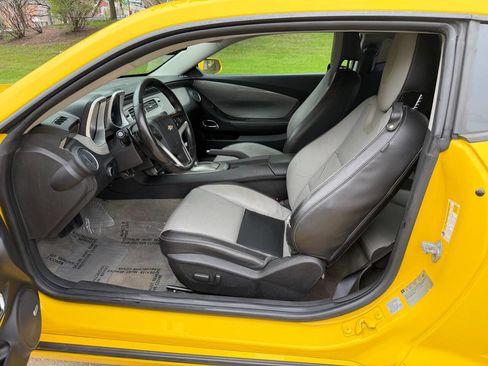 Used 2012 Chevrolet Camaro LT w/ RS Package RWD image 8