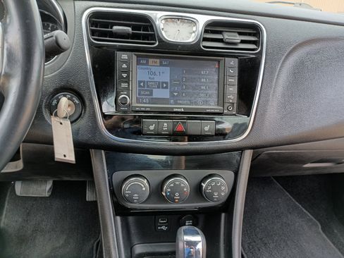 Used 2013 Chrysler 200 S image 17