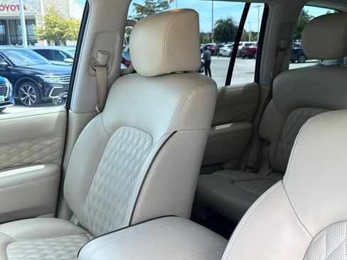 Used 2018 INFINITI QX80 2WD w/ Deluxe Technology Package image 14