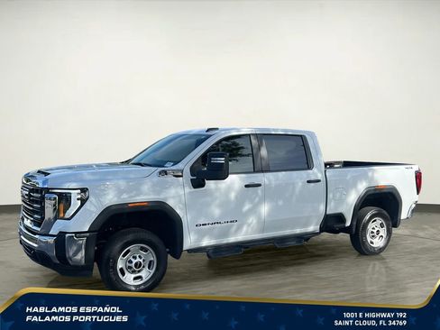 Used 2024 GMC Sierra 2500 Pro AWD/4WD image 2