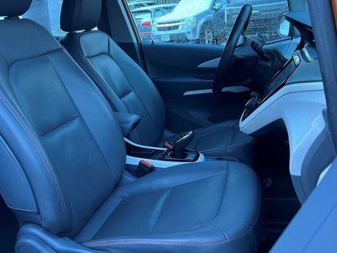 Used 2017 Chevrolet Bolt Premier w/ Driver Confidence II Package image 7
