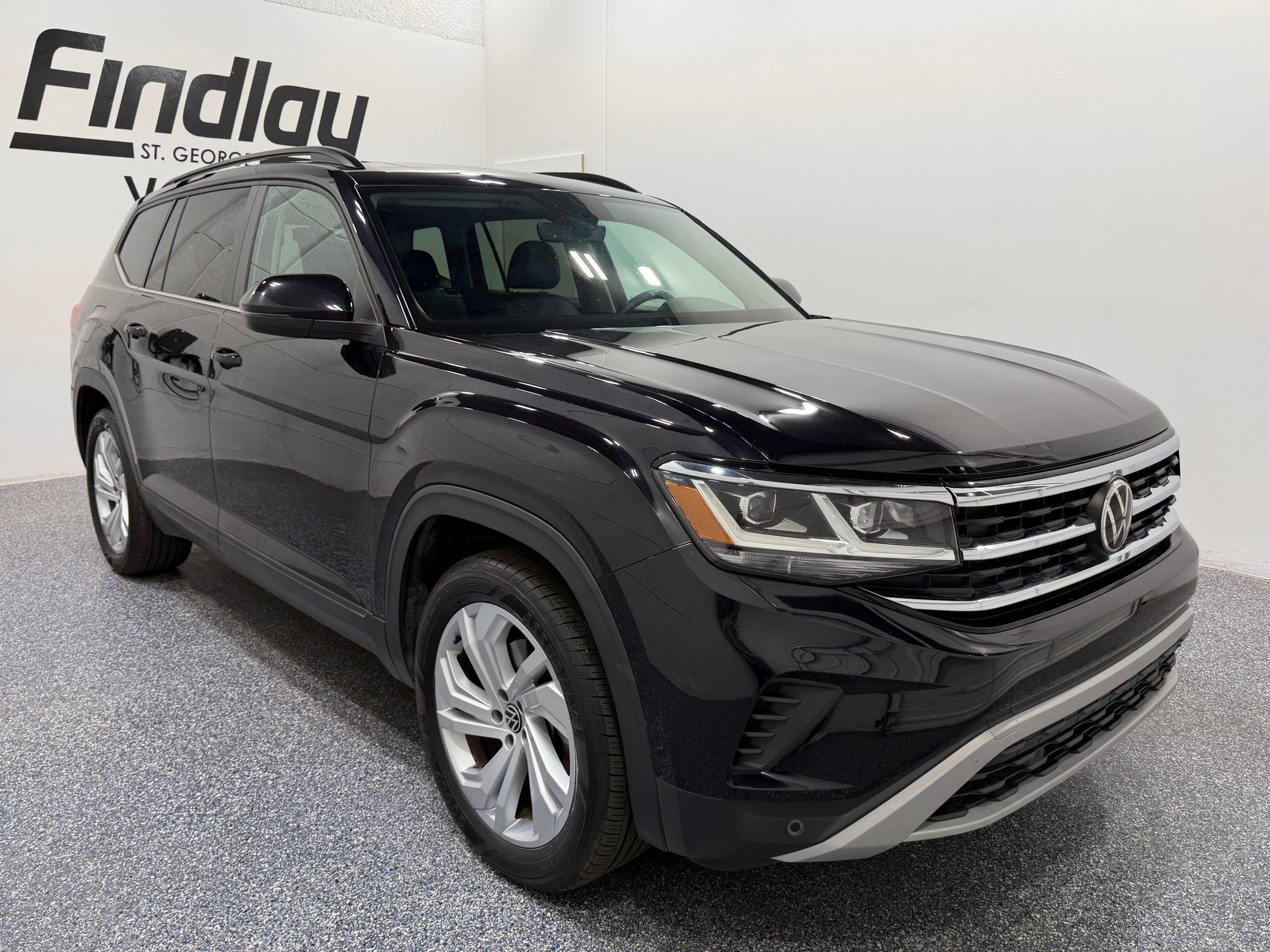 Used 2022 Volkswagen Atlas SE w/ Panoramic Sunroof Package AWD/4WD image 9