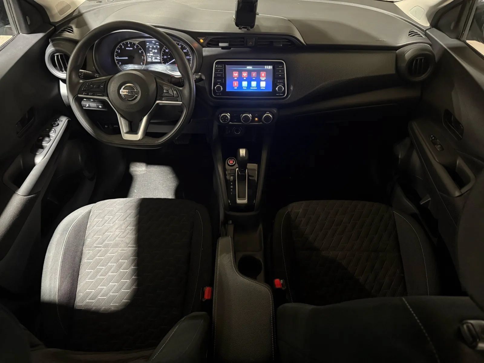Used 2021 Nissan Kicks S FWD image 8