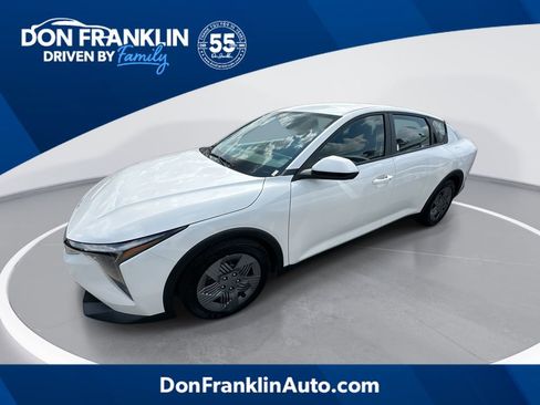 New 2025 Kia K4 LX image 1