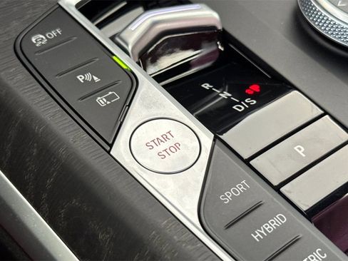 Used 2023 BMW 330e w/ M Sport Package image 22