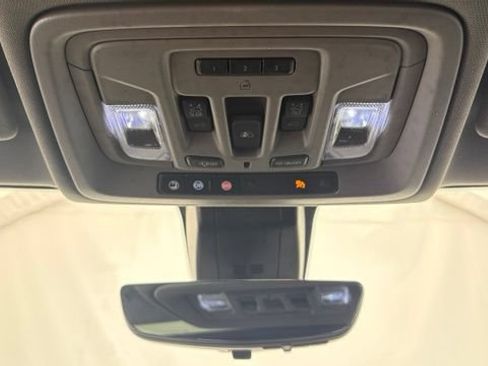 Used 2020 GMC Sierra 1500 Denali w/ Denali Carbonpro Edition AWD/4WD image 45