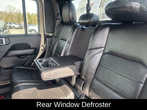 Used 2022 Jeep Gladiator Overland w/ Popular Equipment Package AWD/4WD image 22