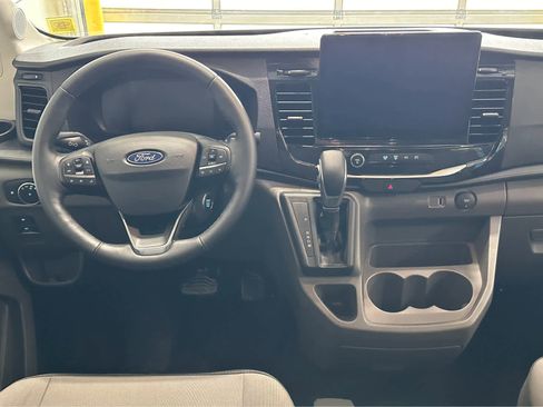 Used 2026 Ford Transit 350 XLT image 12