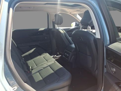 New 2026 Lincoln Nautilus Reserve AWD/4WD image 11