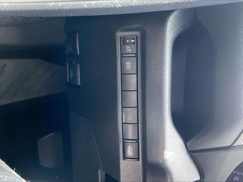 Used 2024 Toyota RAV4 XLE w/ Convenience Package FWD image 34