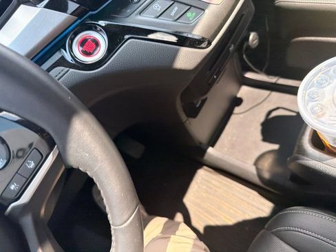 Used 2024 Honda Odyssey Touring image 18