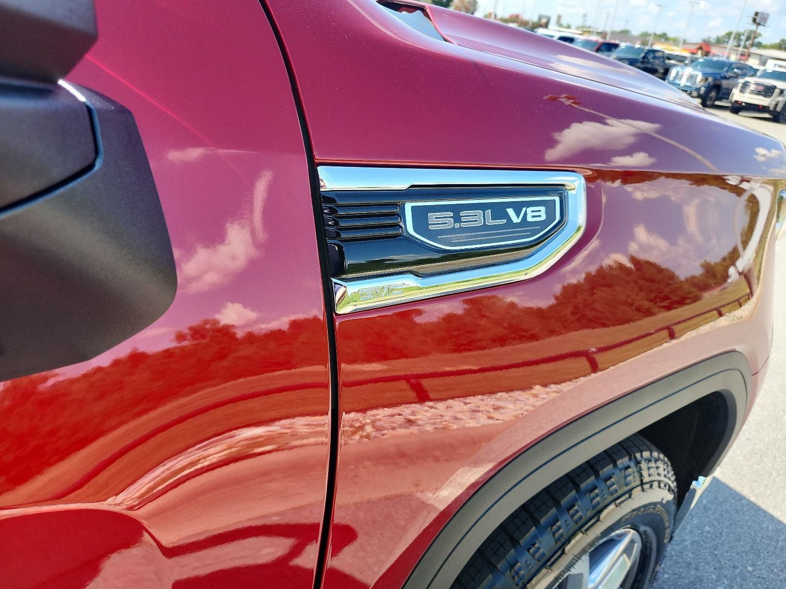 Certified 2024 GMC Sierra 1500 SLT w/ SLT Premium Package AWD/4WD image 9