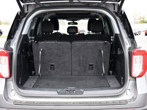 Used 2022 Ford Explorer XLT w/ Equipment Group 202A image 28