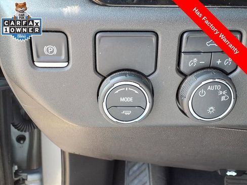 Used 2025 Chevrolet Silverado 1500 LT image 24