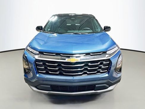 New 2026 Chevrolet Equinox LT w/ Safety and Technology Package FWD image 3