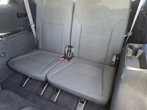 Used 2019 Kia Sorento LX image 12