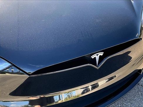 Used 2023 Tesla Model X Plaid image 27