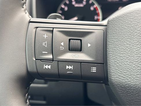 New 2026 Nissan Rogue SV image 15