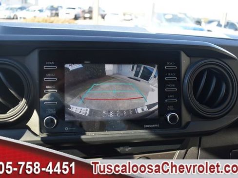Used 2022 Toyota Tacoma SR image 28