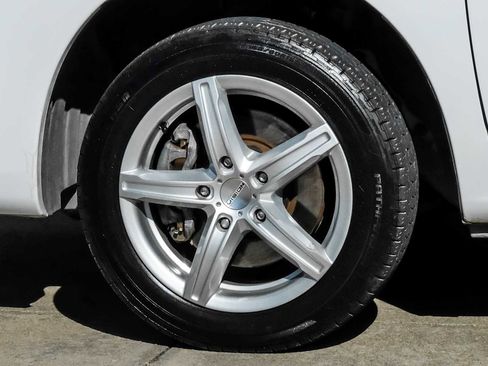 Used 2020 Nissan NV200 S w/ Back Door Glass Package image 48