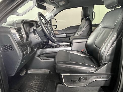 Used 2024 Ford F350 Lariat w/ Lariat Ultimate Package image 9