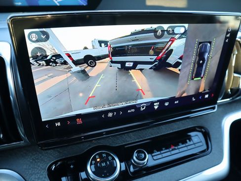 New 2026 Ford Expedition Tremor image 8