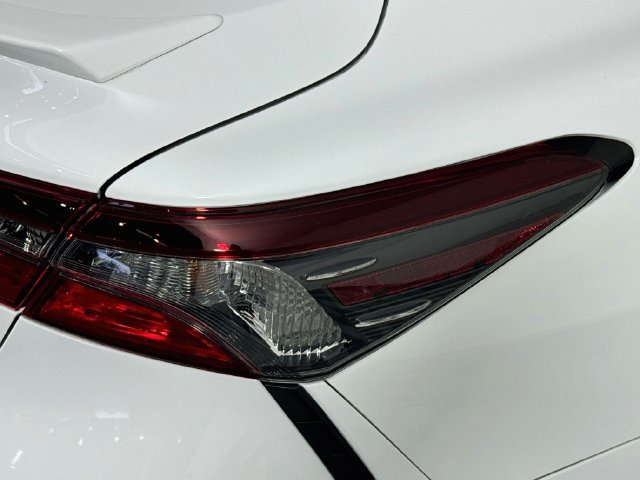 Used 2023 Toyota Camry SE FWD image 30