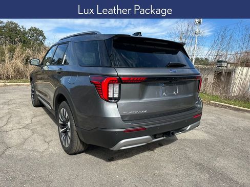 Used 2026 Ford Explorer Platinum w/ LUX Leather Package AWD/4WD image 3